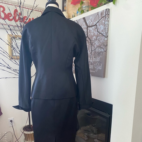 Special Occasion Suit - Picture 6 of 14